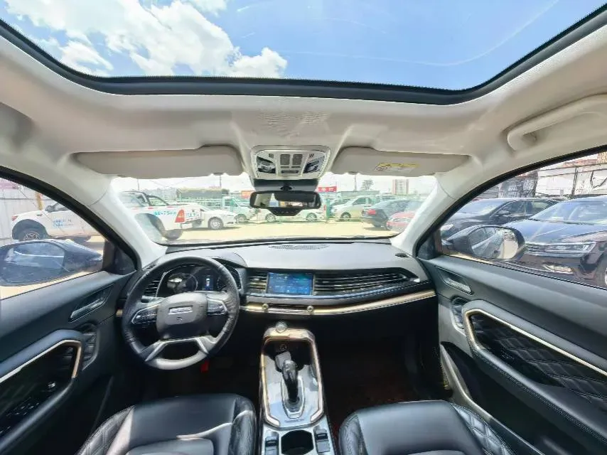 2021 Haval H6 1.5T 150HP L4 7DCT,autocango,china used car exporter,china ev exporter,chinese used car exporter,chinese used ev exporter