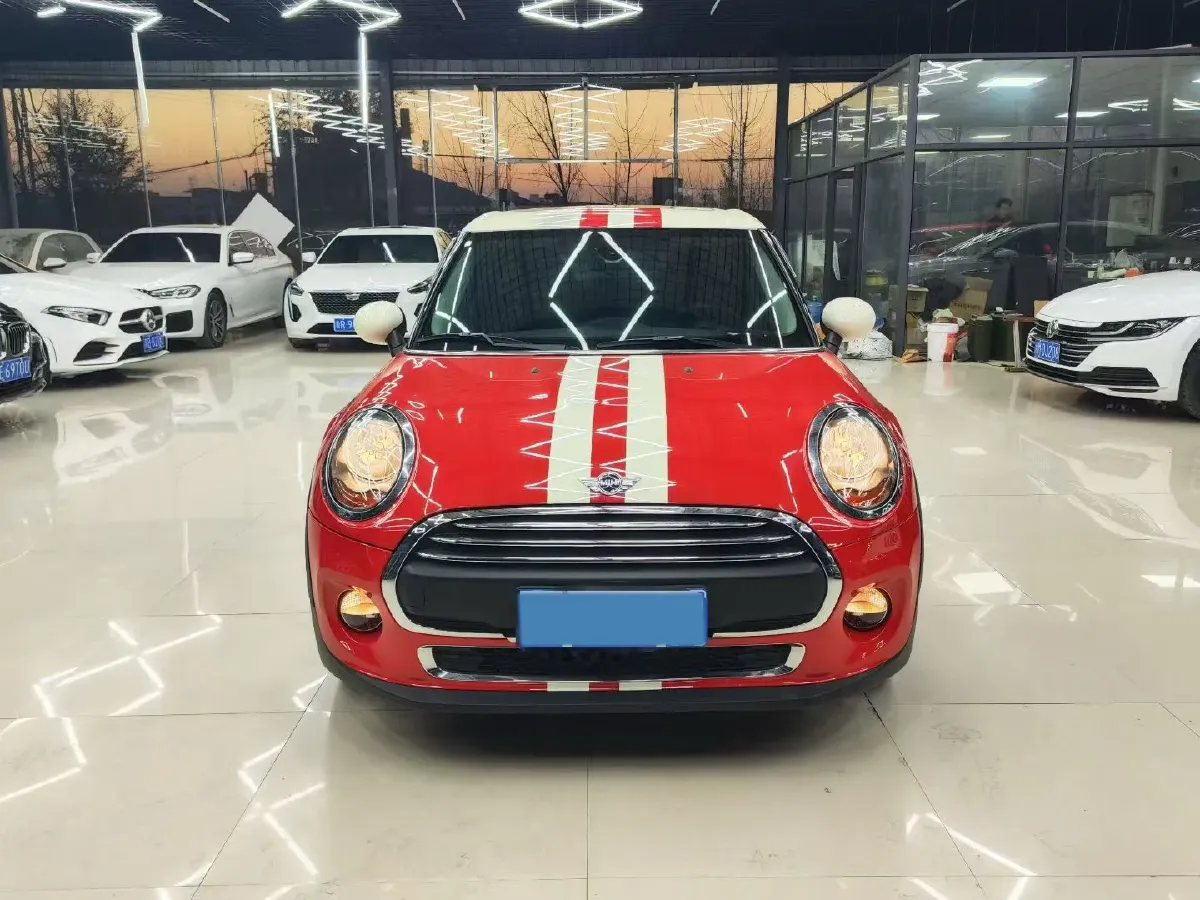 2016 MINI MINI 1.2T 102HP L3 6AT,autocango,china used car exporter,china ev exporter,chinese used car exporter,chinese used ev exporter