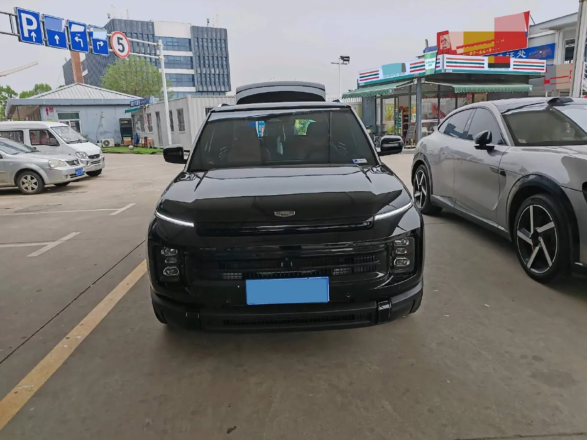 2023 Geely ICON 1.5T 181HP L4 7DCT,autocango,china used car exporter,china ev exporter,chinese used car exporter,chinese used ev exporter