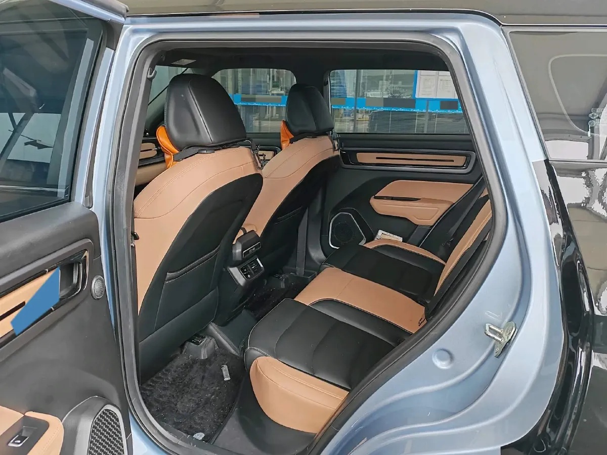 2023 Geely ICON 1.5T 181HP L4 7DCT,autocango,china used car exporter,china ev exporter,chinese used car exporter,chinese used ev exporter