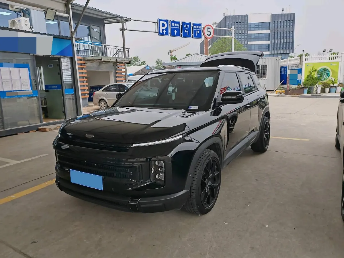 2023 Geely ICON 1.5T 181HP L4 7DCT,autocango,china used car exporter,china ev exporter,chinese used car exporter,chinese used ev exporter