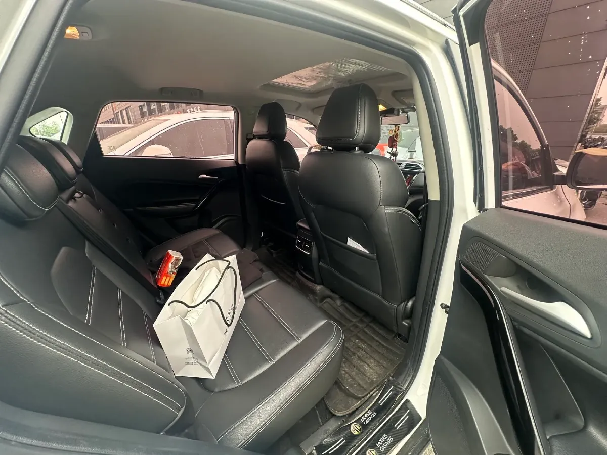 2017 MG GS 1.5T 169HP L4 7DCT,autocango,china used car exporter,china ev exporter,chinese used car exporter,chinese used ev exporter