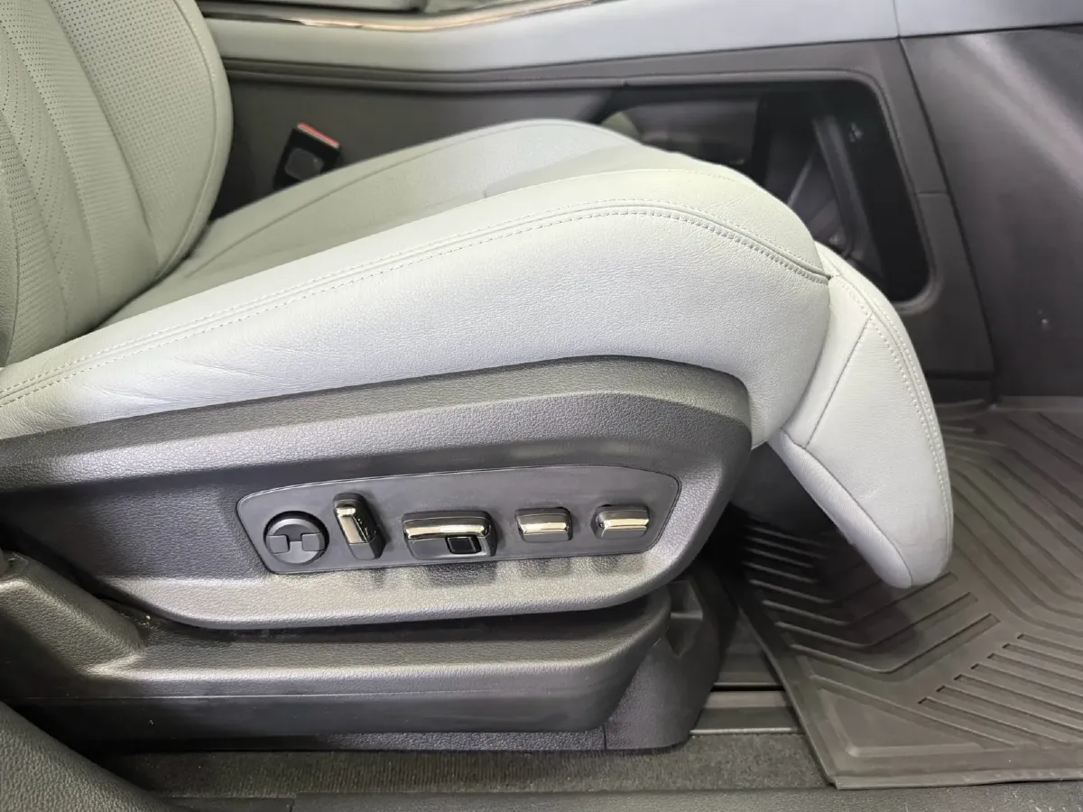 2022 NIO ES8 BEV 75KWH,autocango,china used car exporter,china ev exporter,chinese used car exporter,chinese used ev exporter