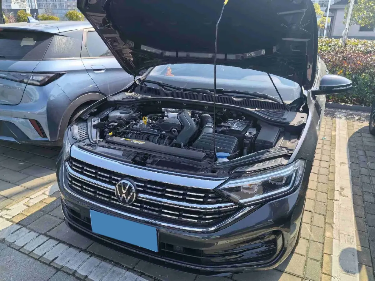 2023 Volkswagen Sagitar 1.5T 160HP L4 7DCT,autocango,china used car exporter,china ev exporter,chinese used car exporter,chinese used ev exporter