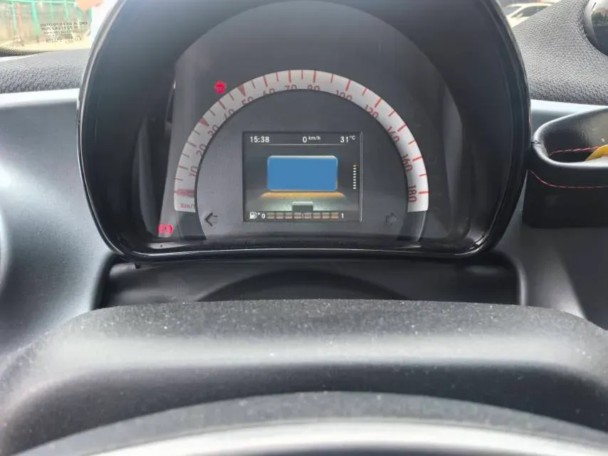 2016 Smart smart forfour 1.0L 71HP L3 6DCT,autocango,china used car exporter,china ev exporter,chinese used car exporter,chinese used ev exporter