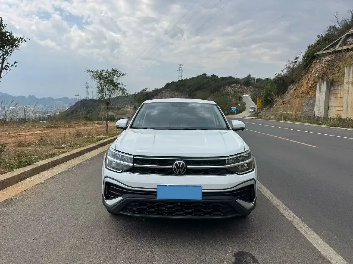 2023 Volkswagen Tharu 1.5T 160HP L4 7DCT,autocango,china used car exporter,china ev exporter,chinese used car exporter,chinese used ev exporter
