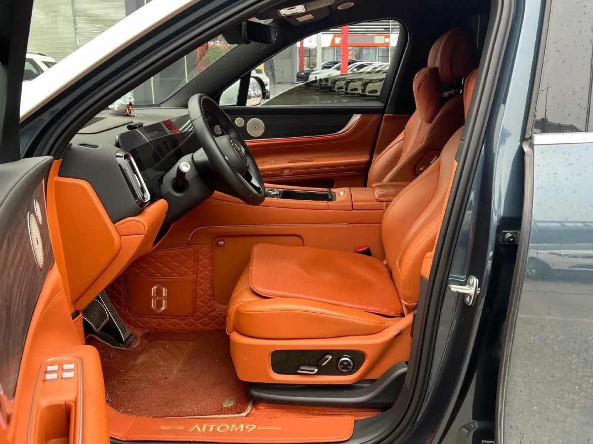 2024 AITO AITO M9 1.5T 152HP L4 REEV 42KWH,autocango,china used car exporter,china ev exporter,chinese used car exporter,chinese used ev exporter