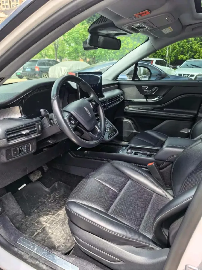 2022 Lincoln Corsair 2.0T 245HP L4 8AT,autocango,china used car exporter,china ev exporter,chinese used car exporter,chinese used ev exporter