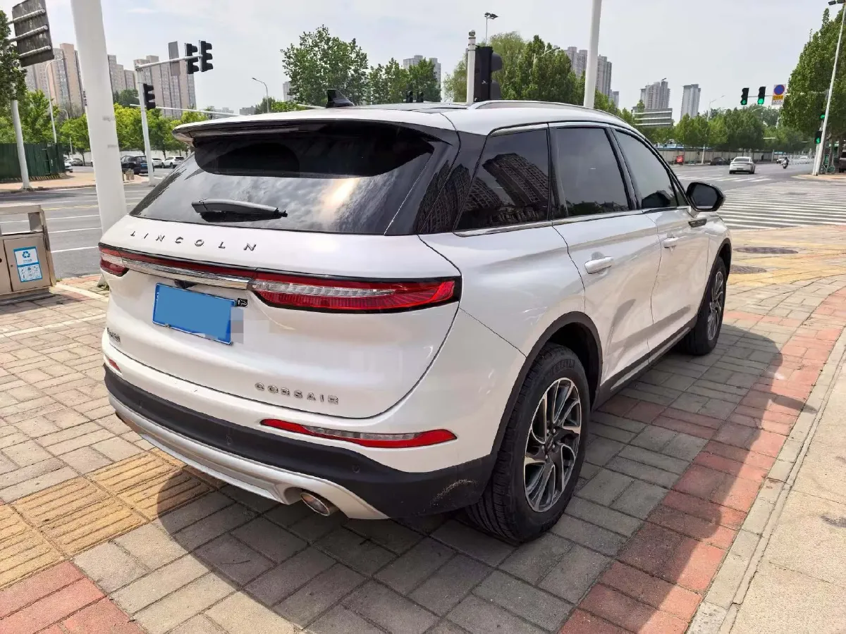 2022 Lincoln Corsair 2.0T 245HP L4 8AT,autocango,china used car exporter,china ev exporter,chinese used car exporter,chinese used ev exporter