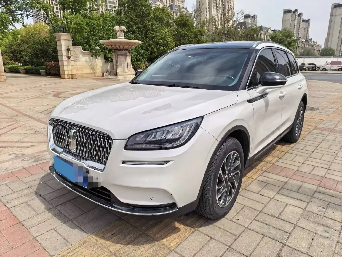 2022 Lincoln Corsair 2.0T 245HP L4 8AT,autocango,china used car exporter,china ev exporter,chinese used car exporter,chinese used ev exporter