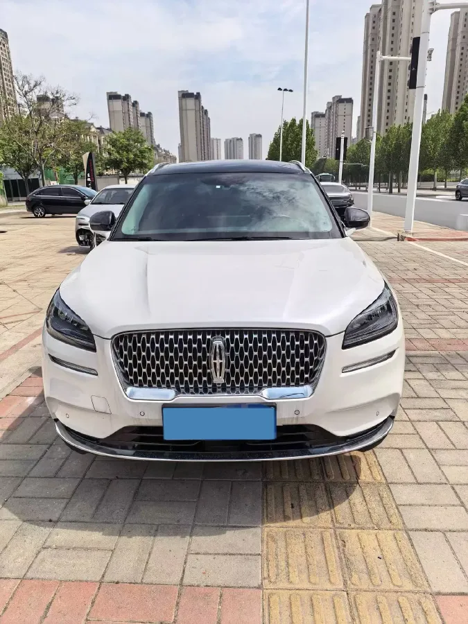 2022 Lincoln Corsair 2.0T 245HP L4 8AT,autocango,china used car exporter,china ev exporter,chinese used car exporter,chinese used ev exporter