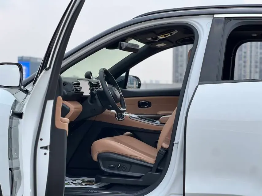 2020 Lexus NX 2.5L 155HP L4 E-CVT Hybrid,autocango,china used car exporter,china ev exporter,chinese used car exporter,chinese used ev exporter