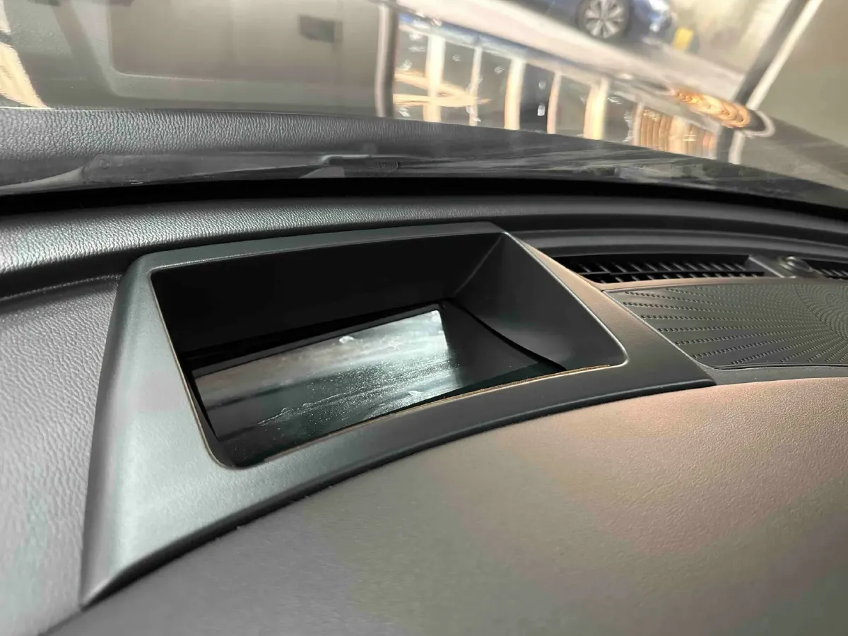 2022 HongQi HS5 2.0T 224HP L4 6AT,autocango,china used car exporter,china ev exporter,chinese used car exporter,chinese used ev exporter