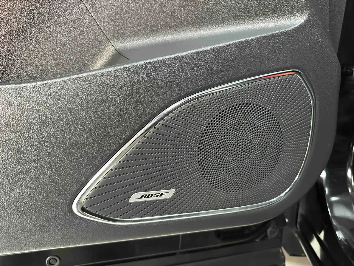 2022 HongQi HS5 2.0T 224HP L4 6AT,autocango,china used car exporter,china ev exporter,chinese used car exporter,chinese used ev exporter