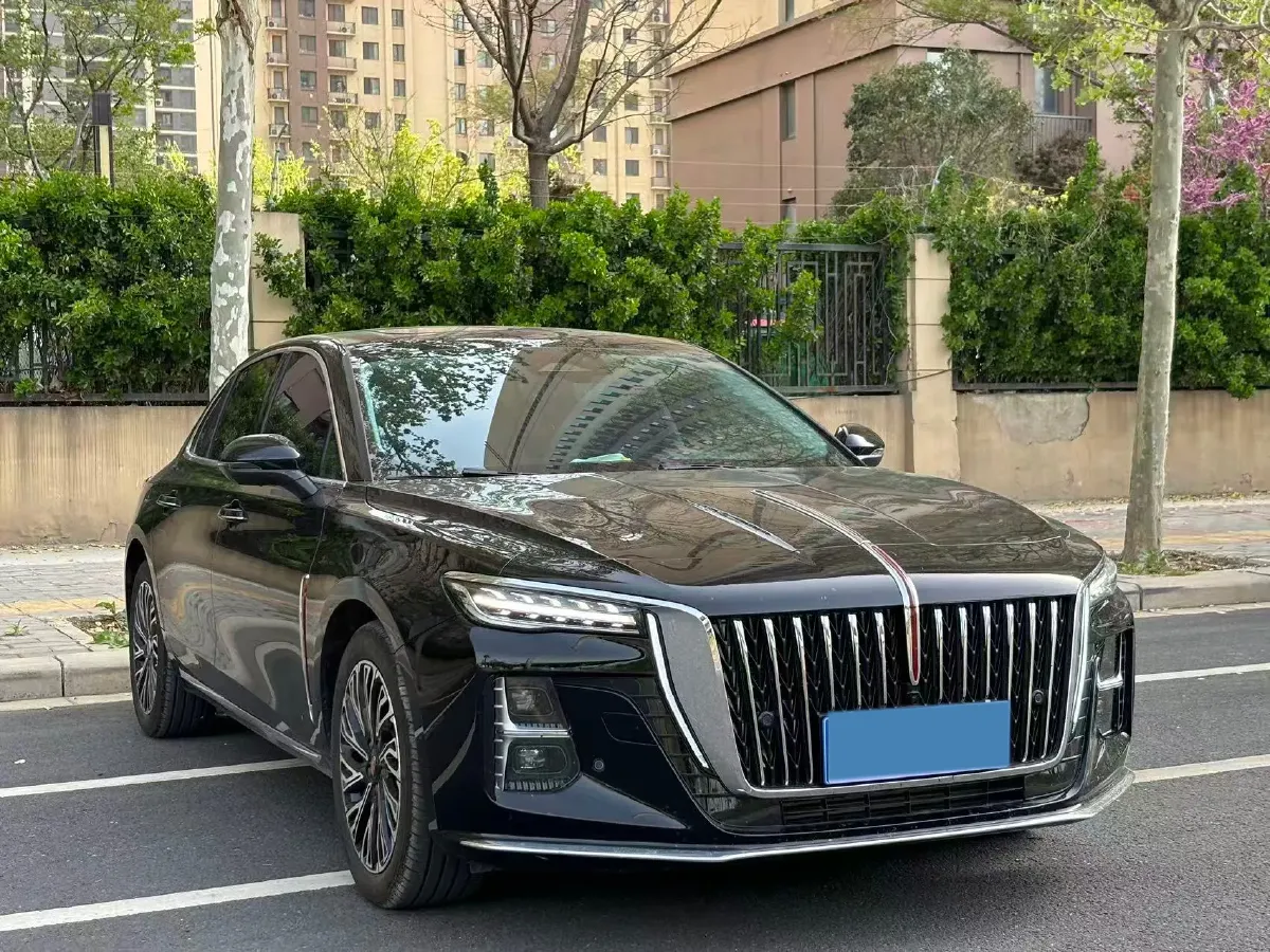 2025 HongQi H5 1.5T 169HP L4 1DHT Hybrid,autocango,china used car exporter,china ev exporter,chinese used car exporter,chinese used ev exporter