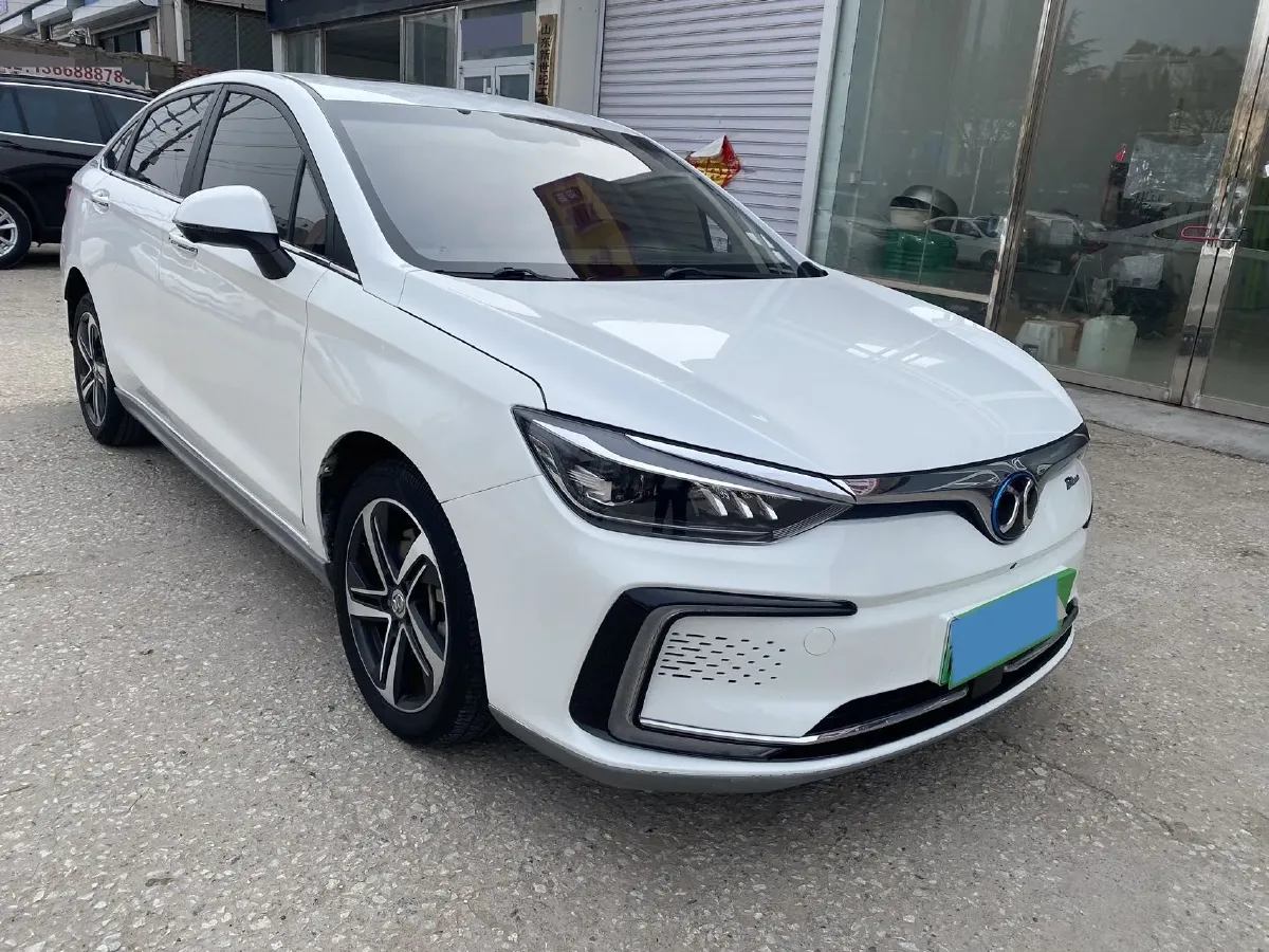 2018 BeiJing Auto EU5 BEV 53.66KWH,autocango,china used car exporter,china ev exporter,chinese used car exporter,chinese used ev exporter