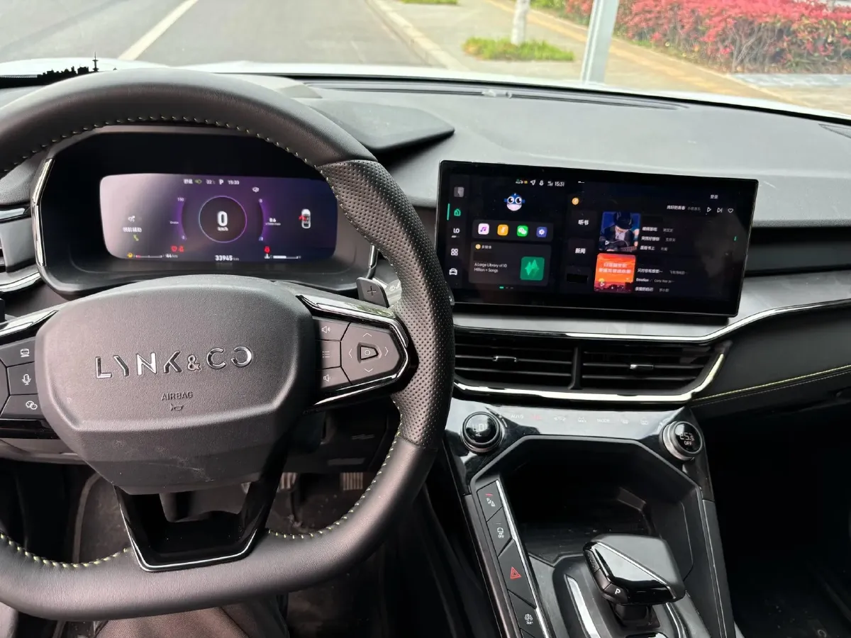 2023 LYNK&CO 03 1.5T 181HP L4 7DCT,autocango,china used car exporter,china ev exporter,chinese used car exporter,chinese used ev exporter