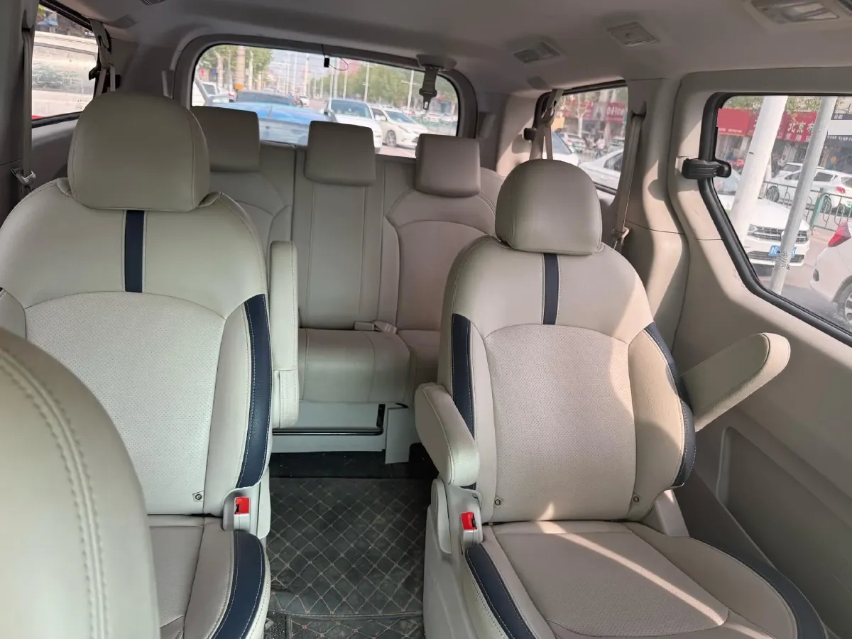 2020 MAXUS XinTu V90 2.0T 148HP L4 6MT,autocango,china used car exporter,china ev exporter,chinese used car exporter,chinese used ev exporter