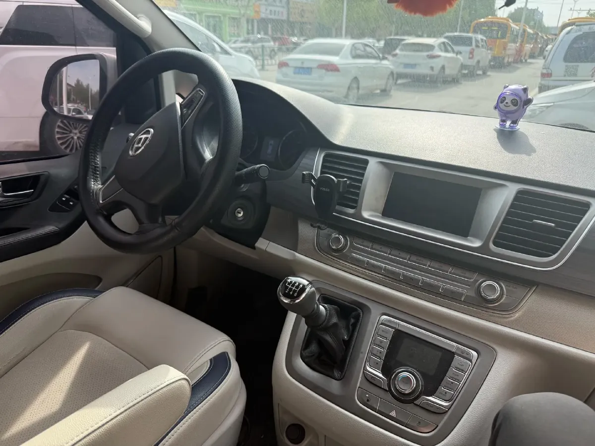 2020 MAXUS XinTu V90 2.0T 148HP L4 6MT,autocango,china used car exporter,china ev exporter,chinese used car exporter,chinese used ev exporter