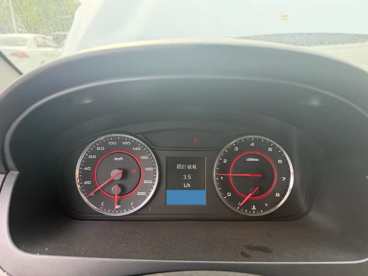 2020 MAXUS XinTu V90 2.0T 148HP L4 6MT,autocango,china used car exporter,china ev exporter,chinese used car exporter,chinese used ev exporter