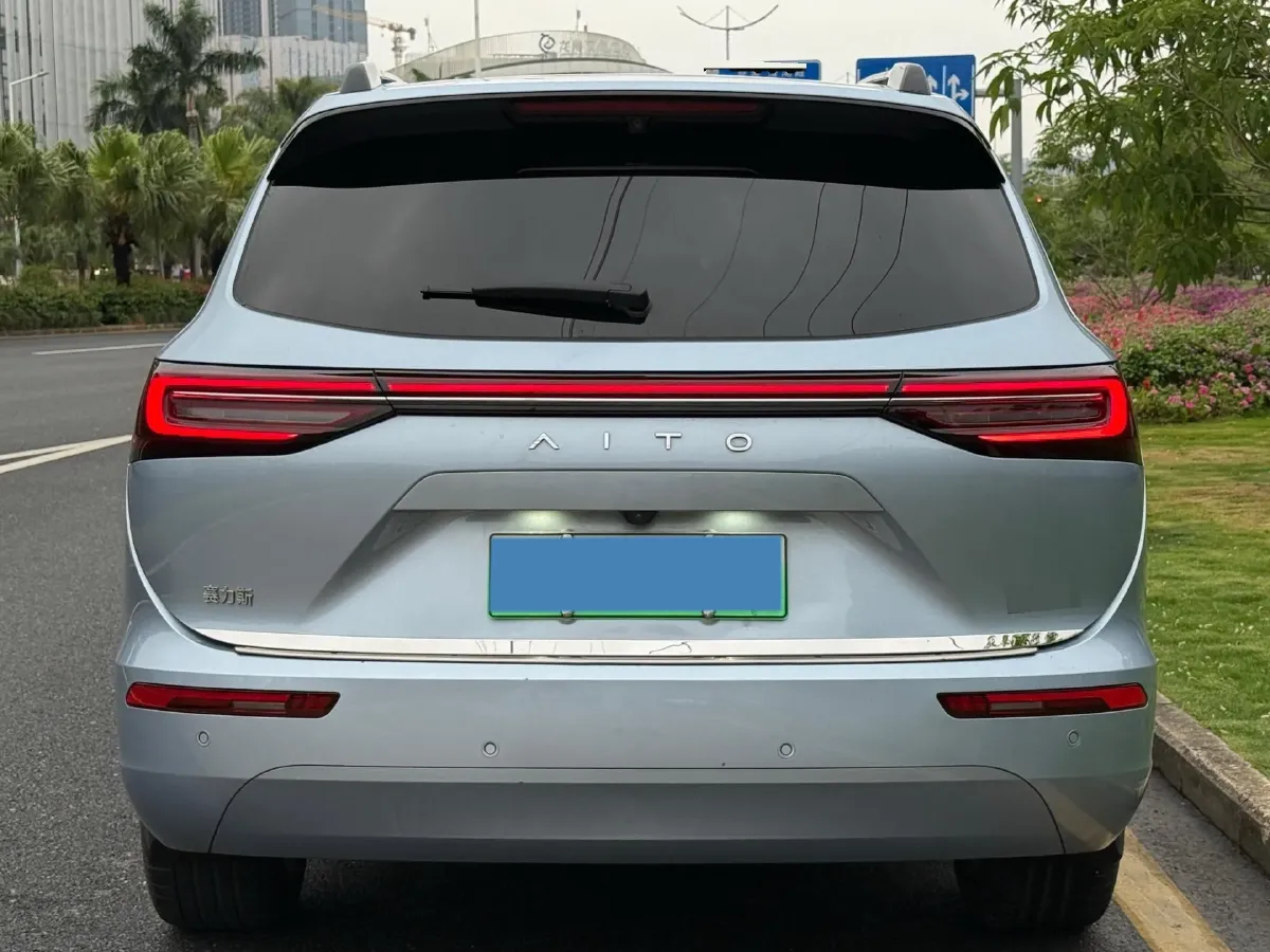 2024 AITO AITO M7 1.5T 152HP L4 REEV 42KWH,autocango,china used car exporter,china ev exporter,chinese used car exporter,chinese used ev exporter