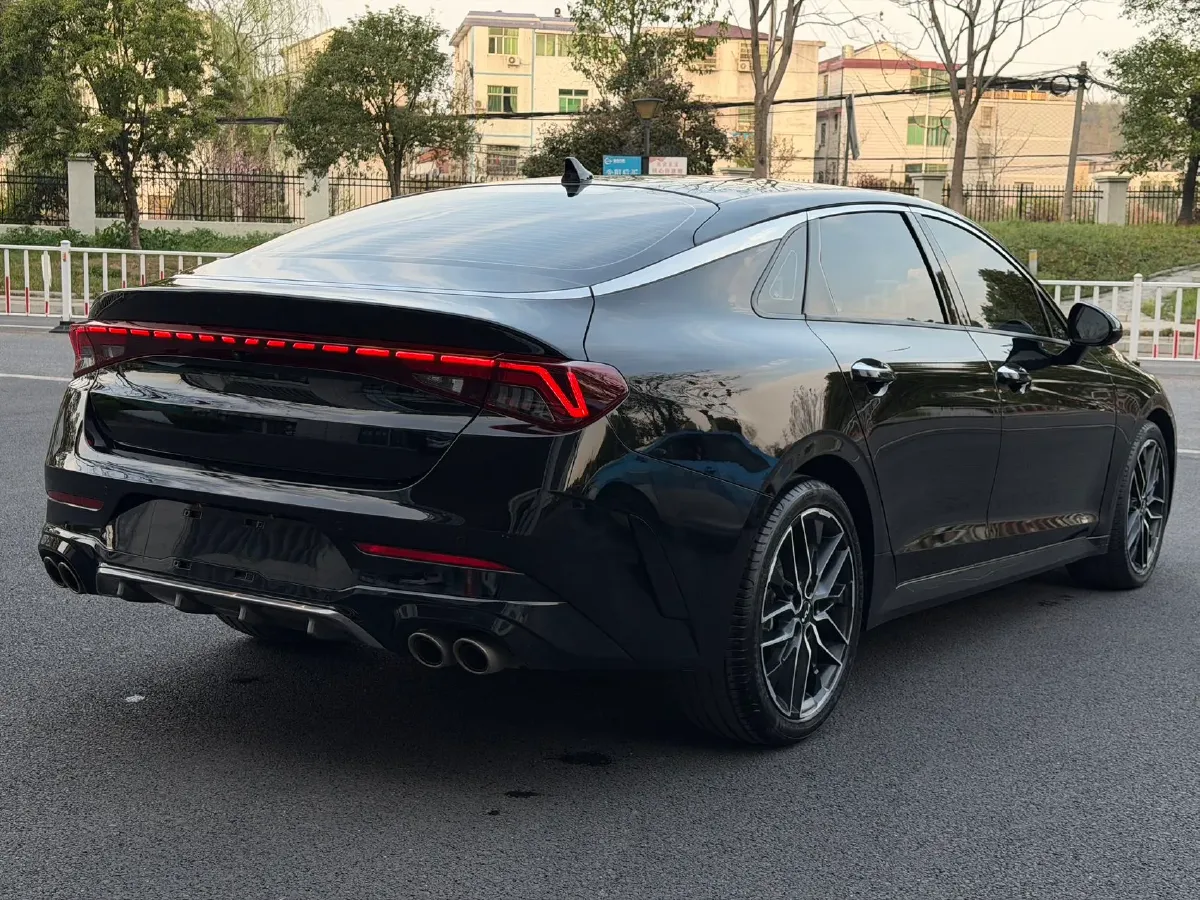 2021 Kia K5 2.0T 240HP L4 8AT,autocango,china used car exporter,china ev exporter,chinese used car exporter,chinese used ev exporter