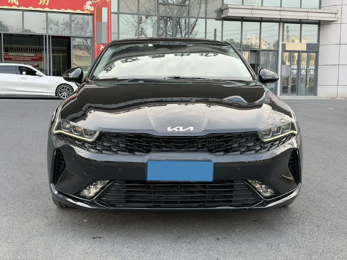 2021 Kia K5 2.0T 240HP L4 8AT,autocango,china used car exporter,china ev exporter,chinese used car exporter,chinese used ev exporter
