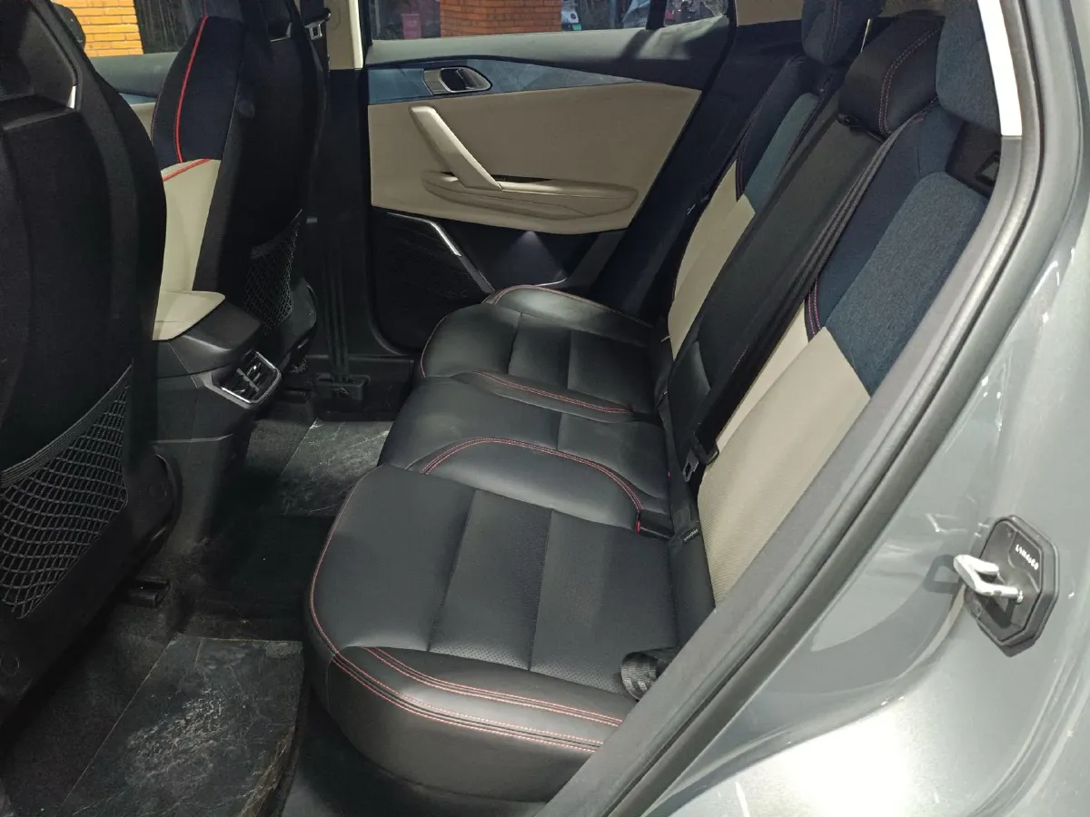 2020 LYNK&CO 06 1.5T 177HP L3 7DCT,autocango,china used car exporter,china ev exporter,chinese used car exporter,chinese used ev exporter