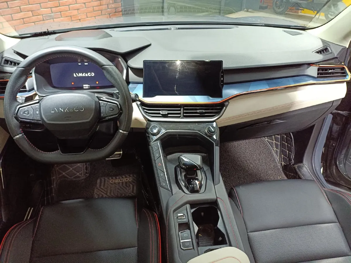 2020 LYNK&CO 06 1.5T 177HP L3 7DCT,autocango,china used car exporter,china ev exporter,chinese used car exporter,chinese used ev exporter