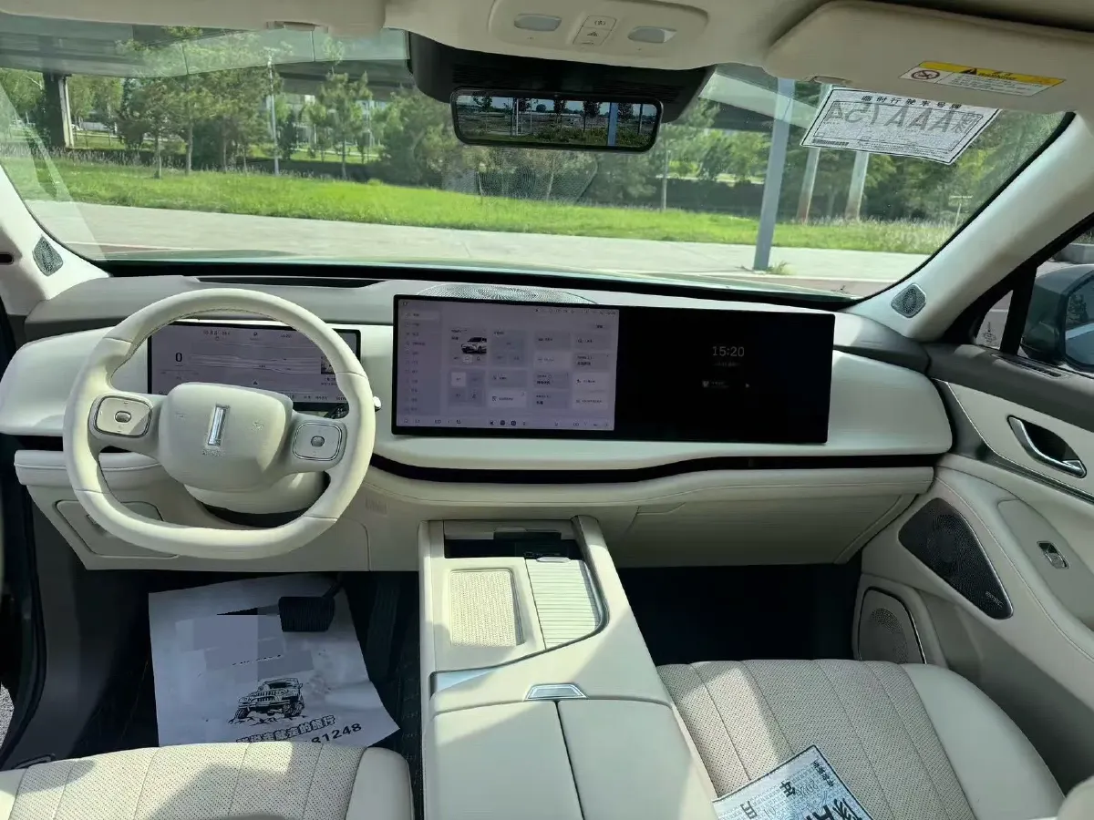 2025 WEY BlueMountain 1.5T 170HP L4 4DHT PHEV 44.5KWH,autocango,china used car exporter,china ev exporter,chinese used car exporter,chinese used ev exporter