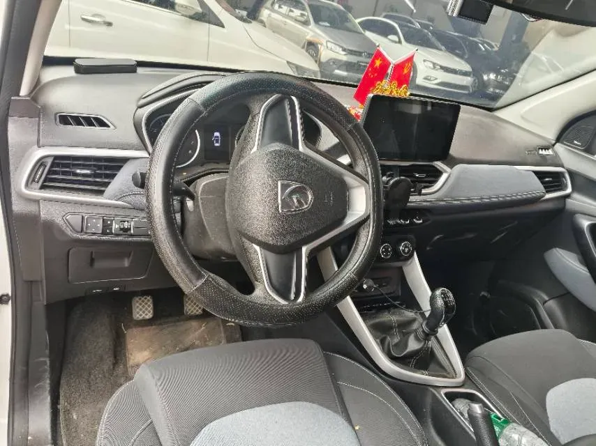 2018 BaoJun 530 1.5T 150HP L4 6MT,autocango,china used car exporter,china ev exporter,chinese used car exporter,chinese used ev exporter