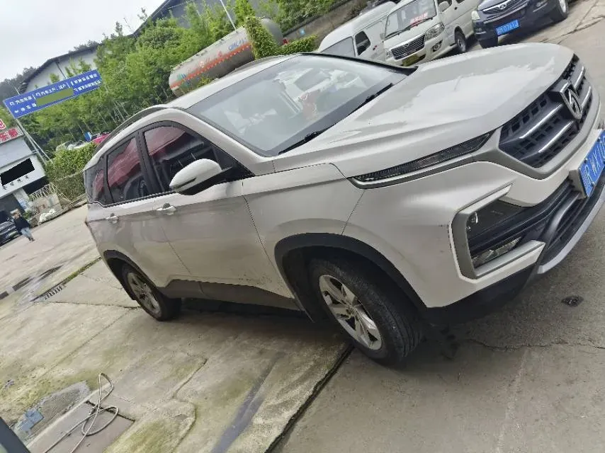 2018 BaoJun 530 1.5T 150HP L4 6MT,autocango,china used car exporter,china ev exporter,chinese used car exporter,chinese used ev exporter