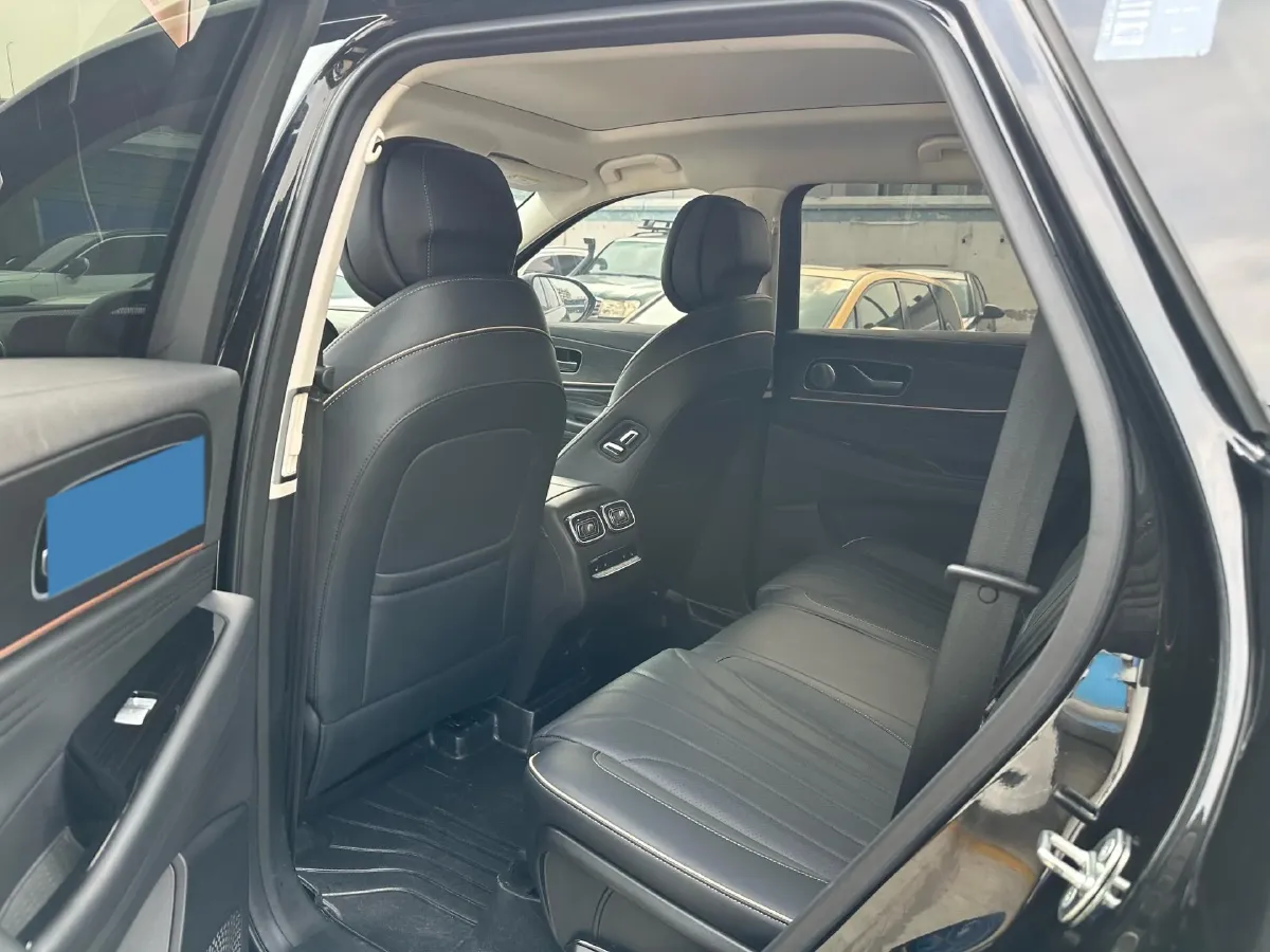 2023 Chery Tiggo 9 2.0T 261HP L4 8AT,autocango,china used car exporter,china ev exporter,chinese used car exporter,chinese used ev exporter