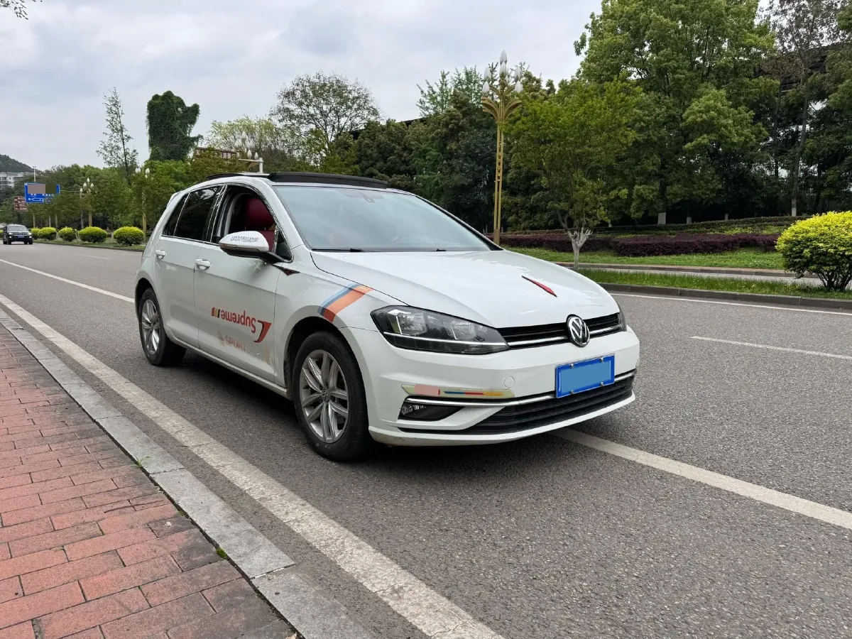 2018 Volkswagen Golf 1.6L 110HP L4 6AT,autocango,china used car exporter,china ev exporter,chinese used car exporter,chinese used ev exporter