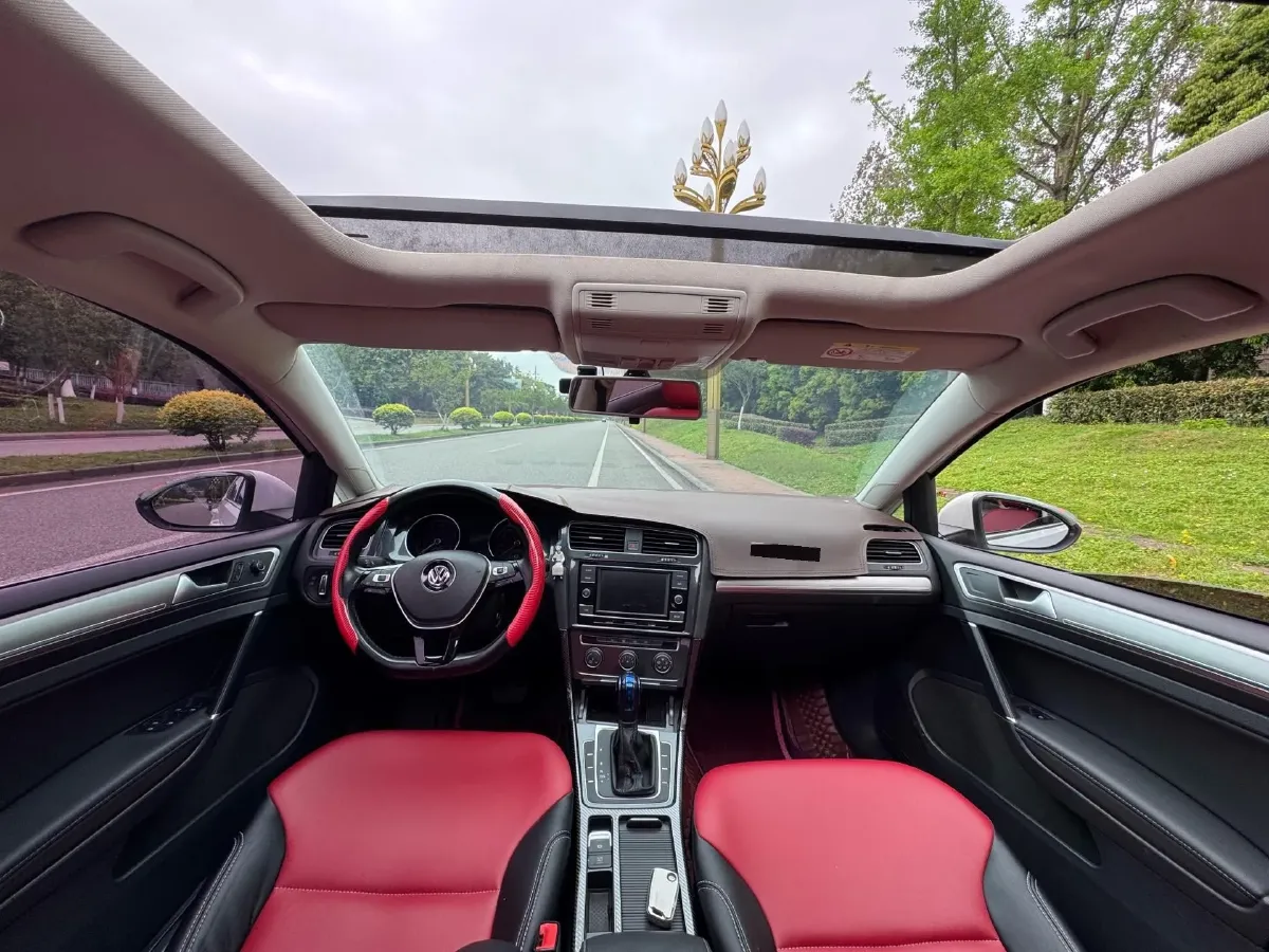 2018 Volkswagen Golf 1.6L 110HP L4 6AT,autocango,china used car exporter,china ev exporter,chinese used car exporter,chinese used ev exporter