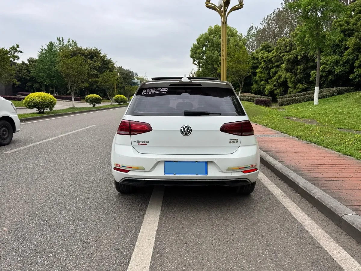 2018 Volkswagen Golf 1.6L 110HP L4 6AT,autocango,china used car exporter,china ev exporter,chinese used car exporter,chinese used ev exporter