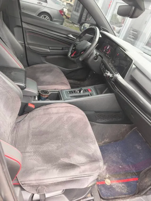 2021 Volkswagen GolfGTI 2.0T 220HP L4 7DCT,autocango,china used car exporter,china ev exporter,chinese used car exporter,chinese used ev exporter