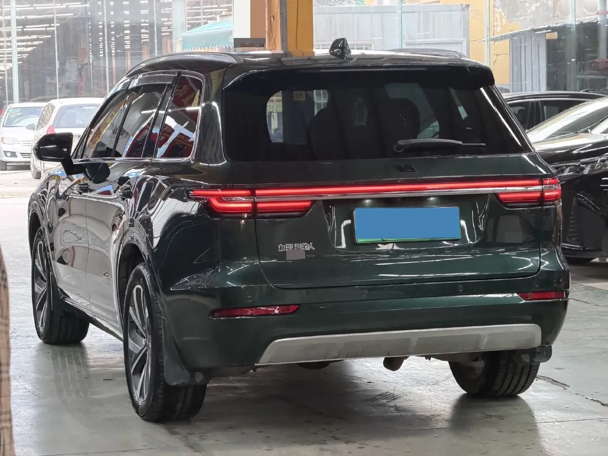 2021 Li ONE Range Extended 131HP REEV 40.5KWH,autocango,china used car exporter,china ev exporter,chinese used car exporter,chinese used ev exporter