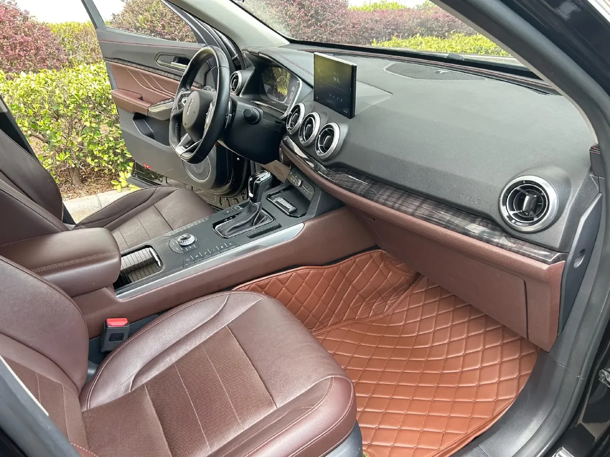 2017 WEY VV5 2.0T 197HP L4 7DCT,autocango,china used car exporter,china ev exporter,chinese used car exporter,chinese used ev exporter