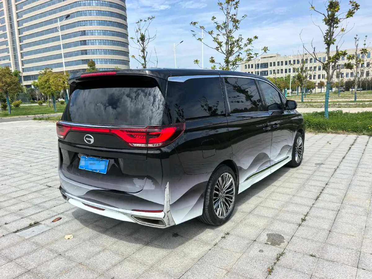 2021 GAC Trumpchi M8 2.0T 252HP L4 8AT,autocango,china used car exporter,china ev exporter,chinese used car exporter,chinese used ev exporter