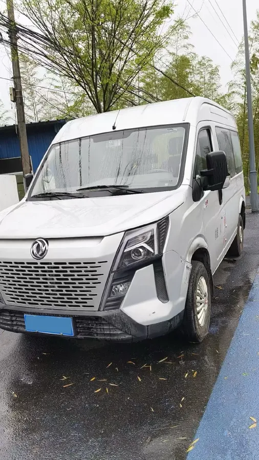 2023 DongFeng DFAC YuFeng 2.0T 136HP L4 7DCT,autocango,china used car exporter,china ev exporter,chinese used car exporter,chinese used ev exporter