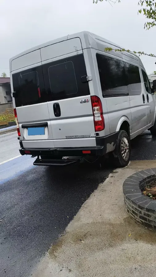 2023 DongFeng DFAC YuFeng 2.0T 136HP L4 7DCT,autocango,china used car exporter,china ev exporter,chinese used car exporter,chinese used ev exporter