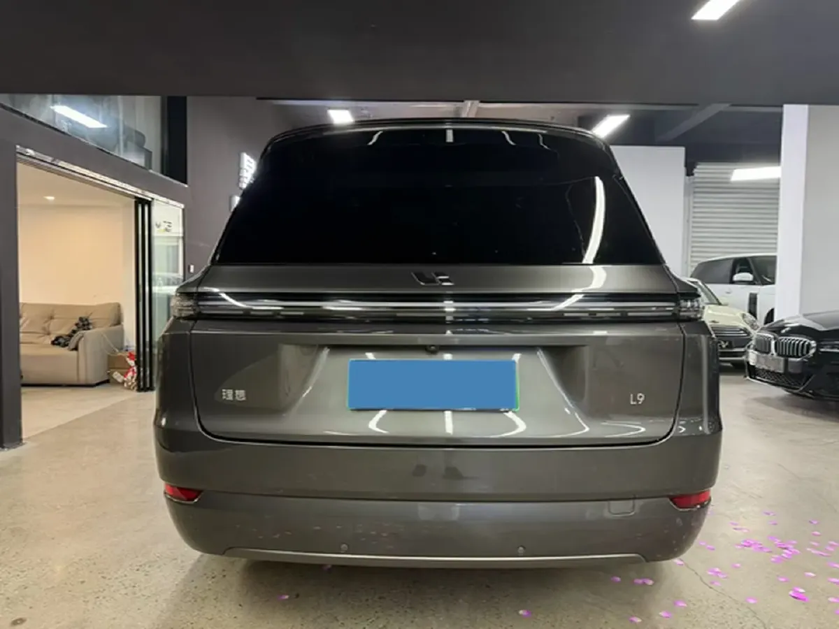 2022 Li L9 Range Extended 154HP REEV 42.6KWH,autocango,china used car exporter,china ev exporter,chinese used car exporter,chinese used ev exporter