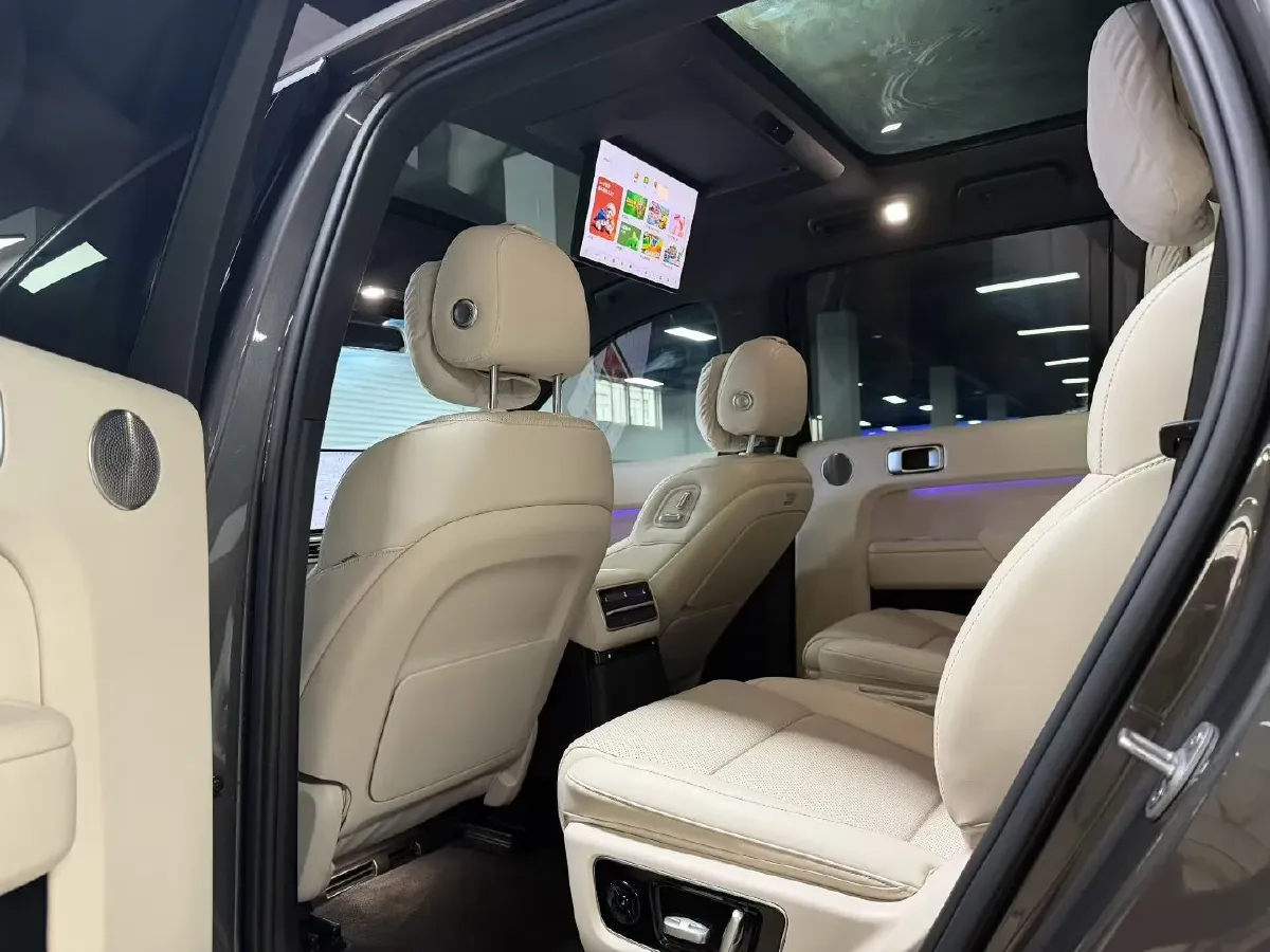 2022 Li L9 Range Extended 154HP REEV 42.6KWH,autocango,china used car exporter,china ev exporter,chinese used car exporter,chinese used ev exporter