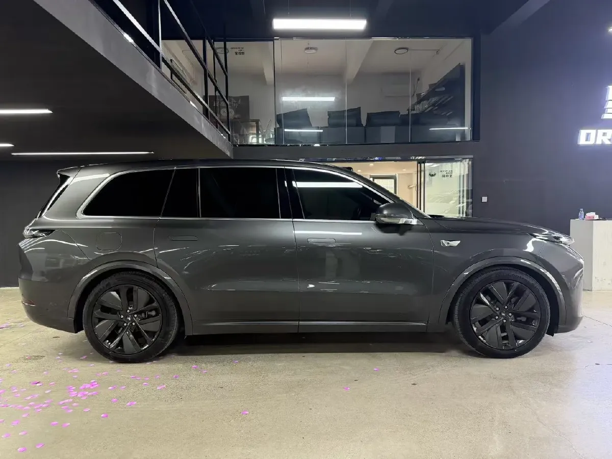 2022 Li L9 Range Extended 154HP REEV 42.6KWH,autocango,china used car exporter,china ev exporter,chinese used car exporter,chinese used ev exporter