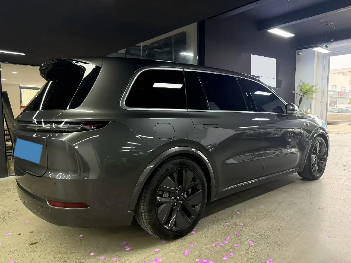 2022 Li L9 Range Extended 154HP REEV 42.6KWH,autocango,china used car exporter,china ev exporter,chinese used car exporter,chinese used ev exporter