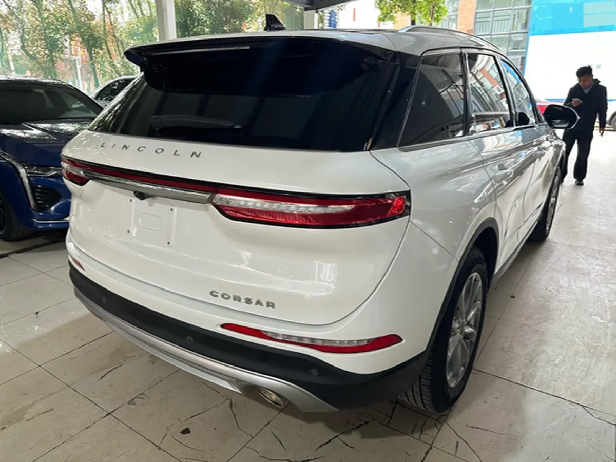 2021 Lincoln Corsair 2.0T 245HP L4 8AT,autocango,china used car exporter,china ev exporter,chinese used car exporter,chinese used ev exporter