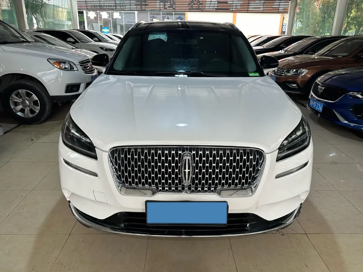 2021 Lincoln Corsair 2.0T 245HP L4 8AT,autocango,china used car exporter,china ev exporter,chinese used car exporter,chinese used ev exporter