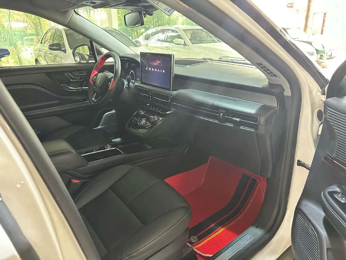 2021 Lincoln Corsair 2.0T 245HP L4 8AT,autocango,china used car exporter,china ev exporter,chinese used car exporter,chinese used ev exporter