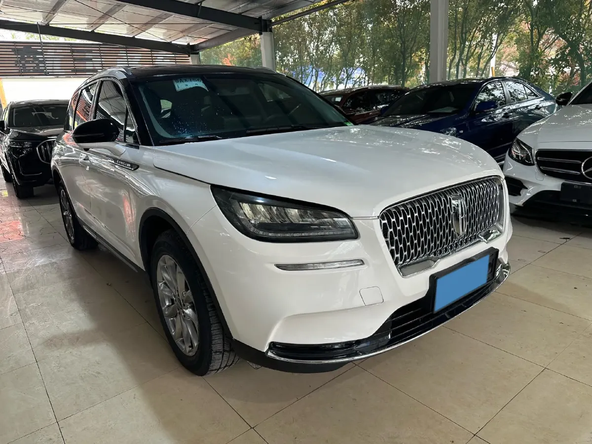 2021 Lincoln Corsair 2.0T 245HP L4 8AT,autocango,china used car exporter,china ev exporter,chinese used car exporter,chinese used ev exporter